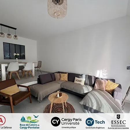 Maison De Charme - Jardin & Proche Paris Holiday home Cergy