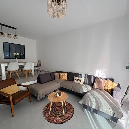 Maison De Charme - Jardin & Proche Paris Holiday home Cergy