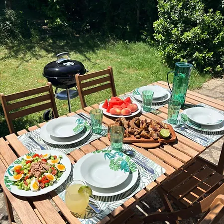 Holiday home Maison De Charme - Jardin & Proche Paris Cergy