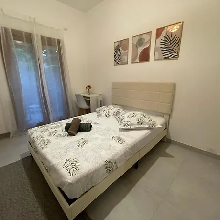 Holiday home Maison De Charme - Jardin & Proche Paris